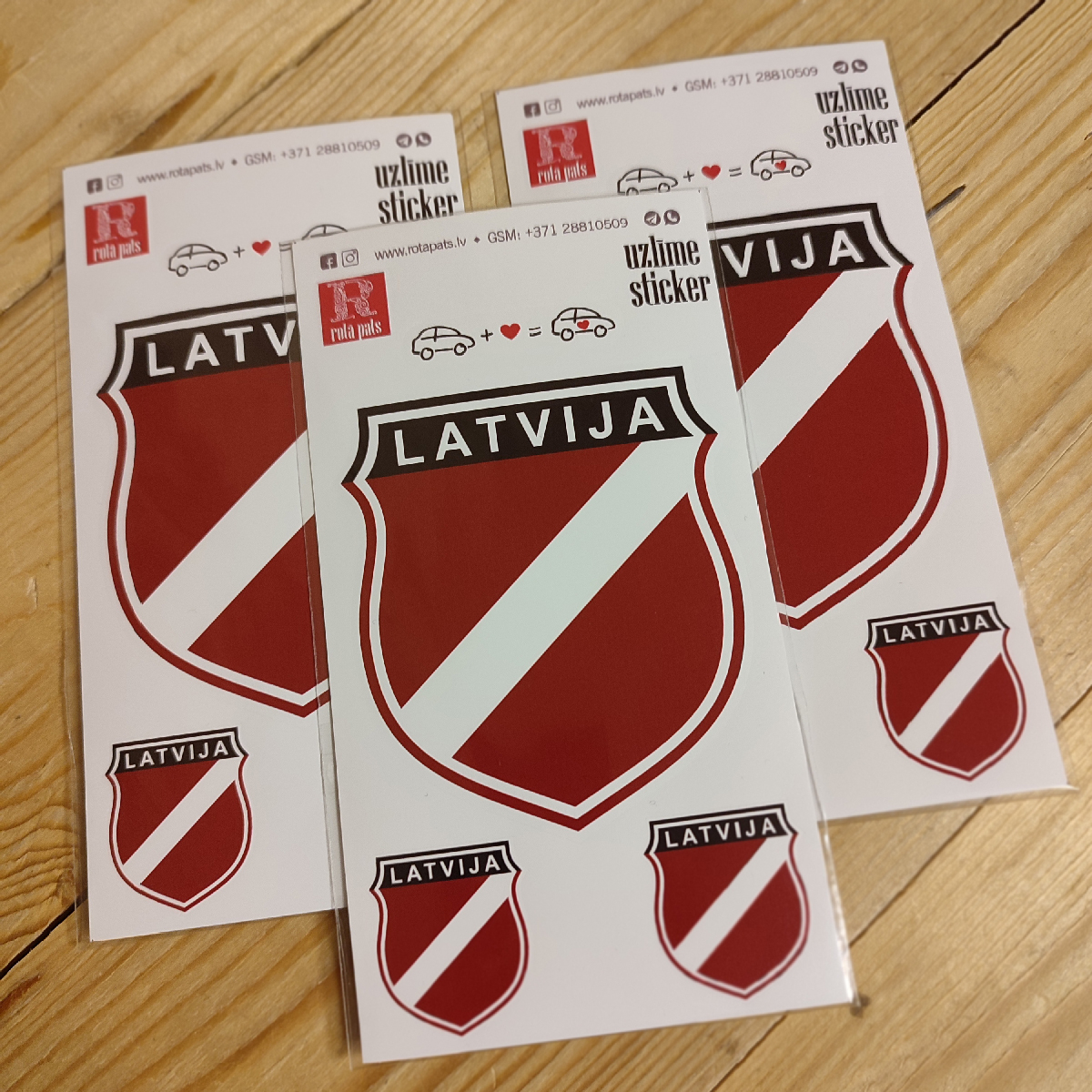 Uzlīmes Latviešu leģiona vairodziņš